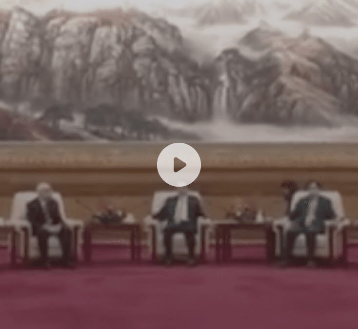 China’s Premier Li Keqiang Welcomes Foreign Experts at the Great Hall of the People